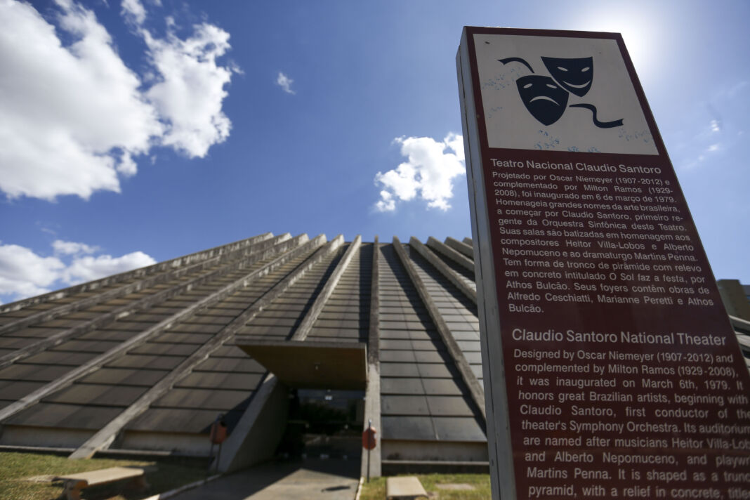 SECRETARIO DE CULTURA DO DF