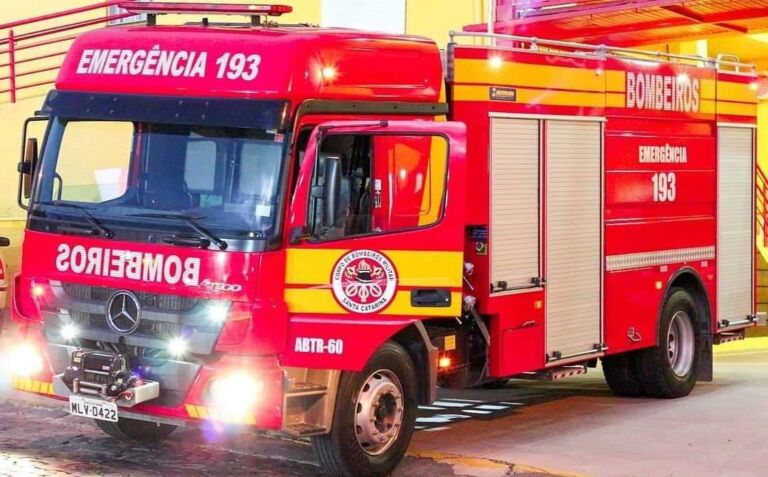 Incêndio causa prejuízos em casa do bairro Mato Alto, em Araranguá
