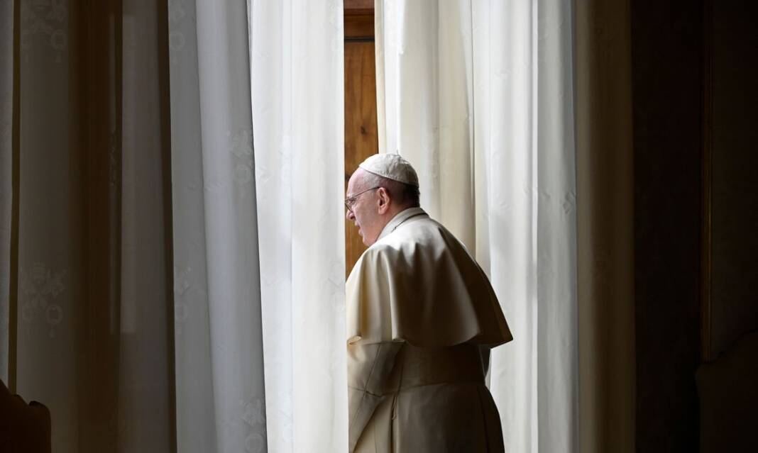 2020-04-13t144416z_1_lynxnpeg3c11d_rtroptp_4_saude-coronavirus-religiao-violenciadomestica