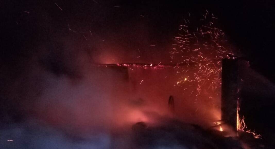 e3ad7567-25c5-4943-867c-64bfa3288657