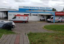 Motociclista é arremessado para barranco após colisão frontal em Araranguá