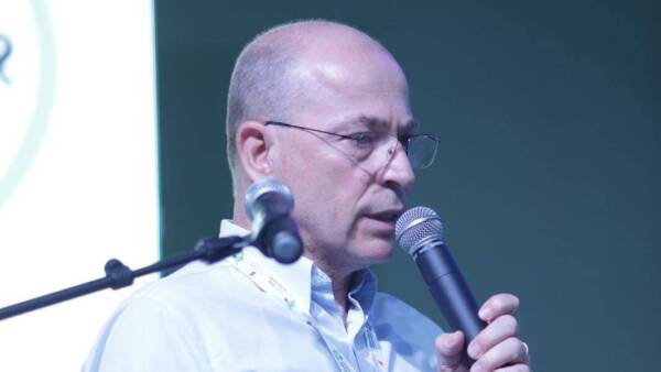 b9ac6999-b093-429c-9bdf-764dc360145c