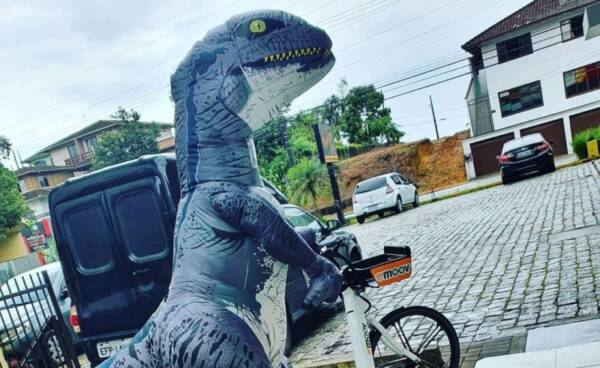 dinossauro-de-joinville