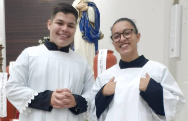 Cauã e Isabela enviados