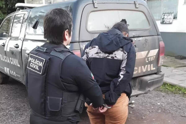 Apreensao-de-mae-morte-de-filha-pela-policia-civil