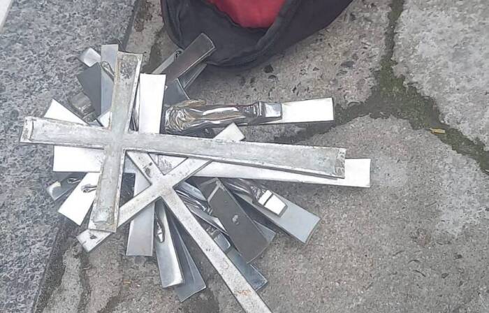 Homem-e-preso-em-flagrante-furtando-14-cruzes-de-tumulos-em-cemiterio-na-Capital-2