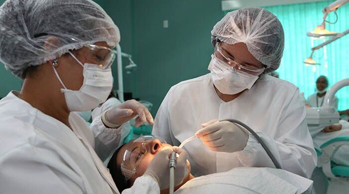 auxiliar dentista (1)