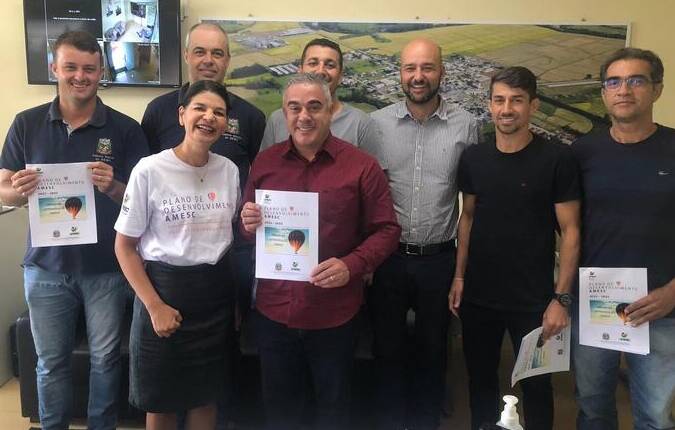 WhatsApp Image 2023-02-12 at 15.49.01 (1)