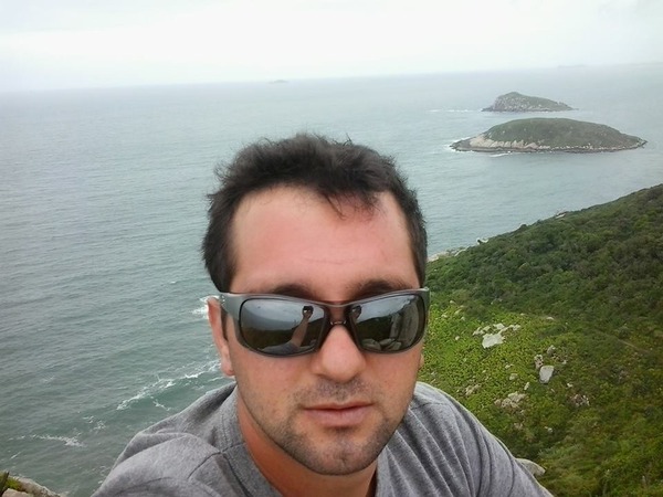 2088F03E-9242-4459-BB08-8F868217F51D