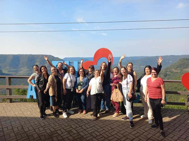 artesãs sombrio (1) (1)