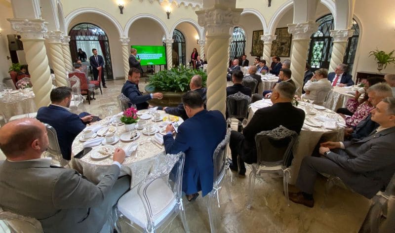 WhatsApp Image 2023-12-05 at 15.41.09