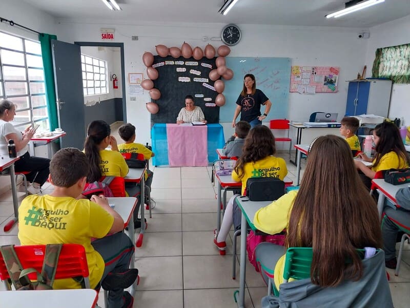 escola sombrio