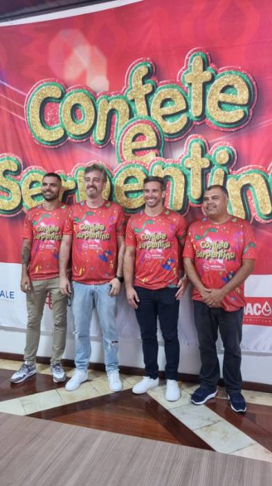 confete e serpentina