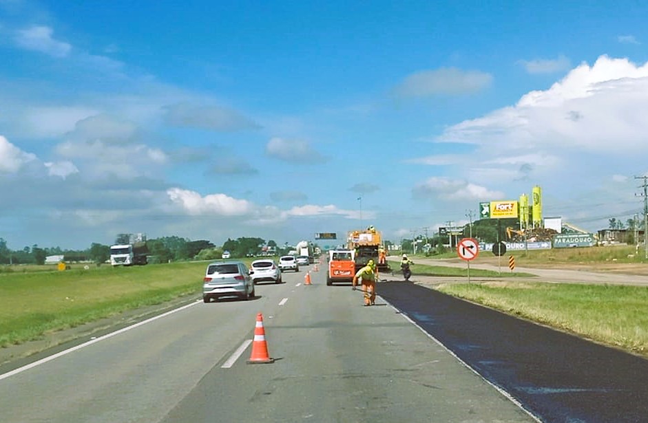 28a727f9-fd7f-4b17-9de1-825c95203a05