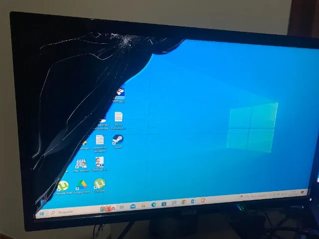 Monitor quebrado (1)