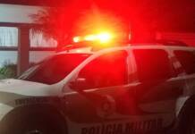 Homem embriagado envia áudios ameaçadores à ex-companheira e resiste à prisão em Maracajá