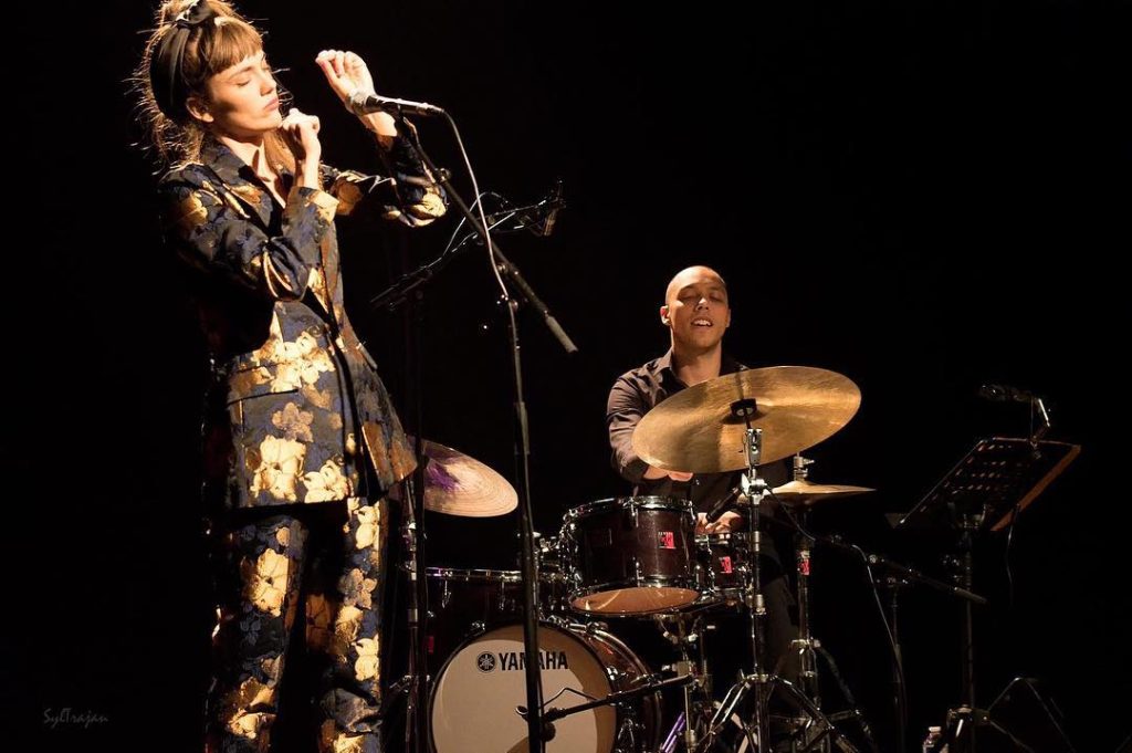 CAMILE-BERTRAULT-CANTORA-FRANCESA-1024x681