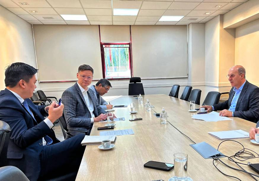 c535b9a0-eebf-4ecf-8e5a-4c432db1d95b