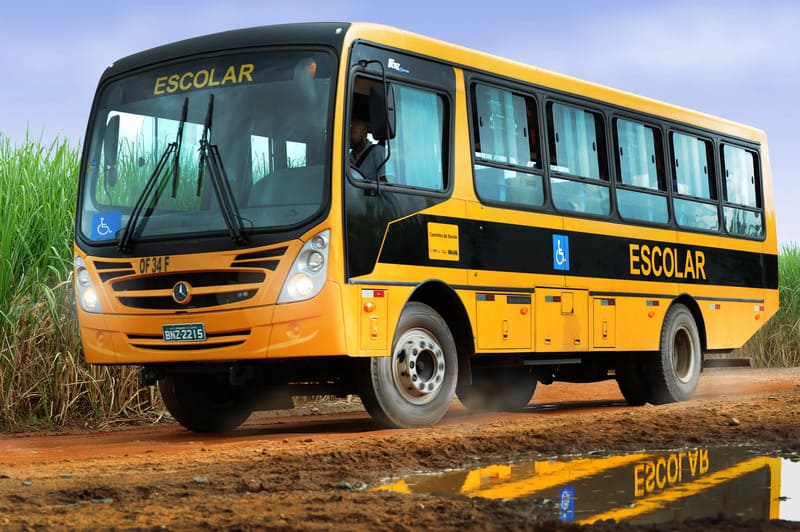onibus_escolar_2