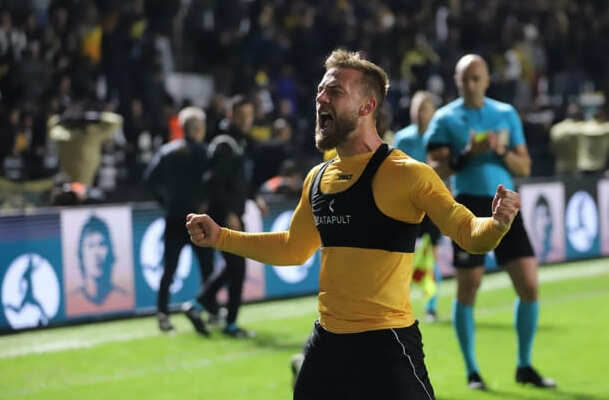 tigre-vence-o-amazonas-no-majestoso