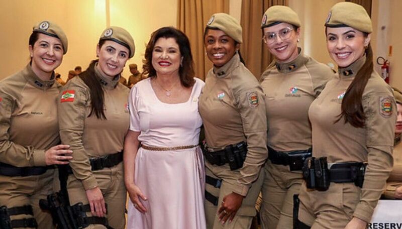 1d583f4d-9c8b-43ba-b15d-c1102c56750e