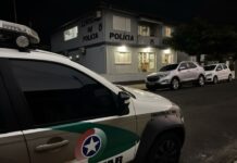 “Guardiões da Noite” apreende adolescente que vendia crack escondido em guard-rail no Mato Alto