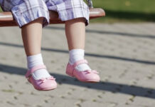 Mãe denuncia ato obsceno contra filhas em parquinho no centro de Sombrio