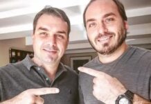 Rolando Christian Coelho | Flávio pode tirar Carlos Bolsonaro de SC