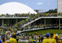 Atos de 8 de janeiro completam três anos como marco sombrio da democracia brasileira