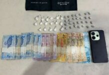 Homem é preso por tráfico de drogas após tentar fugir da PM em Passo de Torres