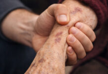 Homem é preso por agredir e ameaçar a própria mãe e ainda desacatar policiais em Timbé do Sul