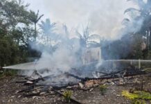 Incêndio destrói residência de madeira em Timbé do Sul