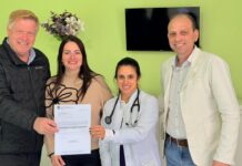 Expedito Michels acompanha entrega de R$ 150 mil ao Hospital Bom Jesus dos Passos, em Laguna