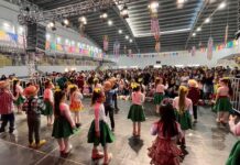 Festa Julina reúne famílias e valoriza tradição em Balneário Arroio do Silva
