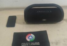 Homem é preso após invadir residência e roubar celular e caixa de som em Araranguá