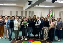 Colorindo Vidas apresenta trabalho na Câmara de Vereadores e convida novas mulheres a participarem dos grupos