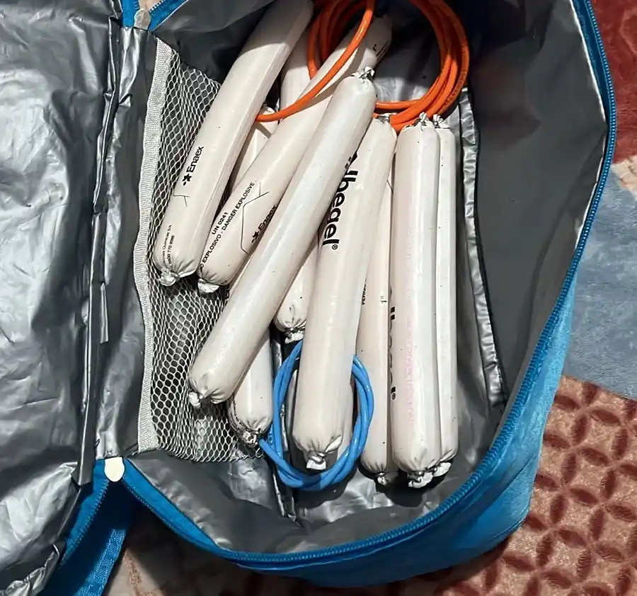 EXPLOSIVOS_11zon (1)