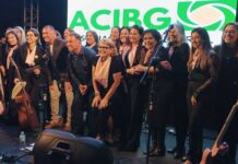 Gaivota Fest reúne mais de 20 mil pessoas e movimenta economia de Balneário Gaivota