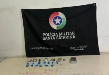 Polícia Militar apreende drogas e balança de precisão em Araranguá